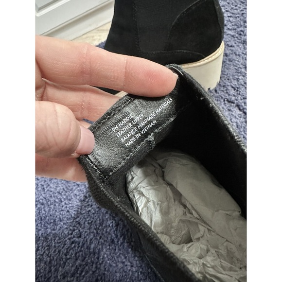 Dolce Vita Womens Haddie Chelsea Boots Black‎ Leather Lug Sole Ankle Slip On 9M - Picture 11 of 13